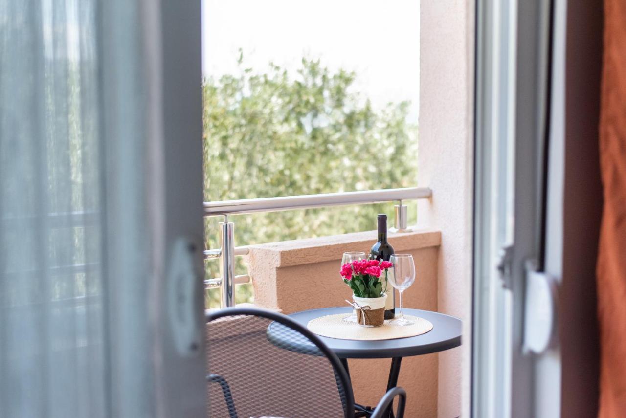 Apartments Villa Egzon Ulcinj Eksteriør bilde