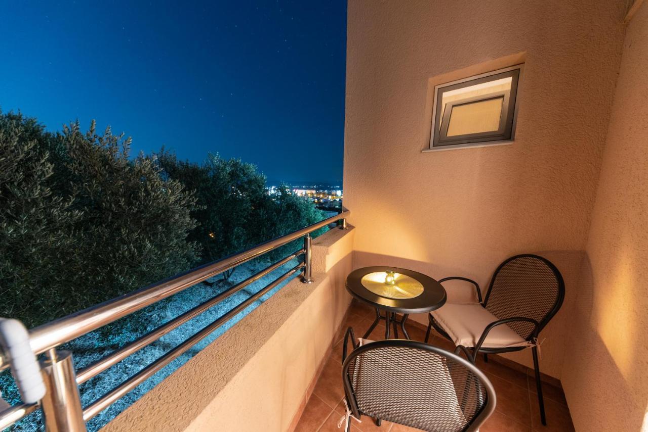 Apartments Villa Egzon Ulcinj Eksteriør bilde