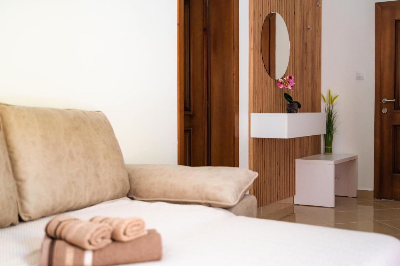 Apartments Villa Egzon Ulcinj Eksteriør bilde