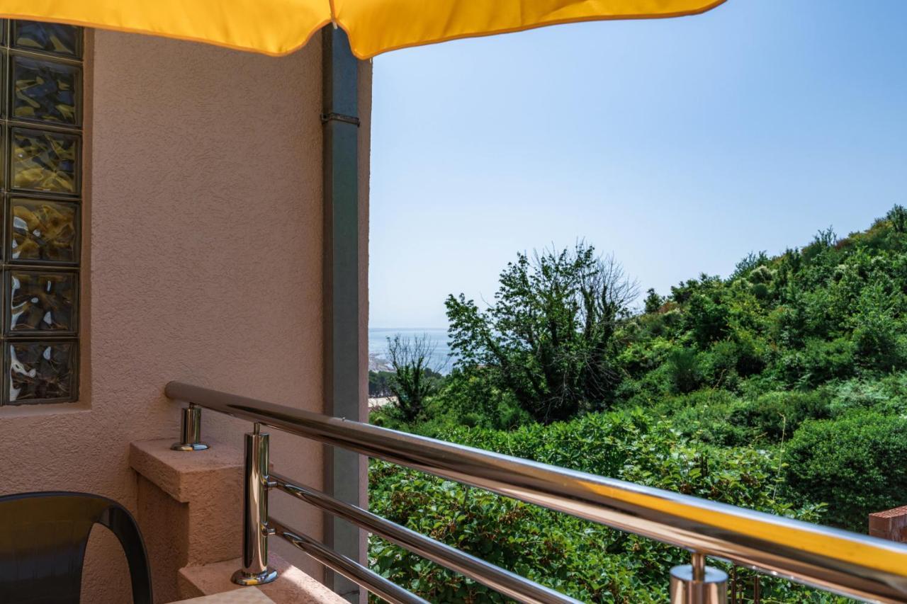 Apartments Villa Egzon Ulcinj Eksteriør bilde